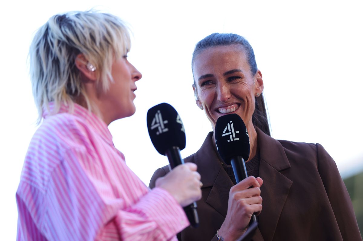 Jill Scott et Maisie Adam arrivent avec 25 minutes de retard à Soccer Aid après avoir présenté la finale de la Women's FA Cup
